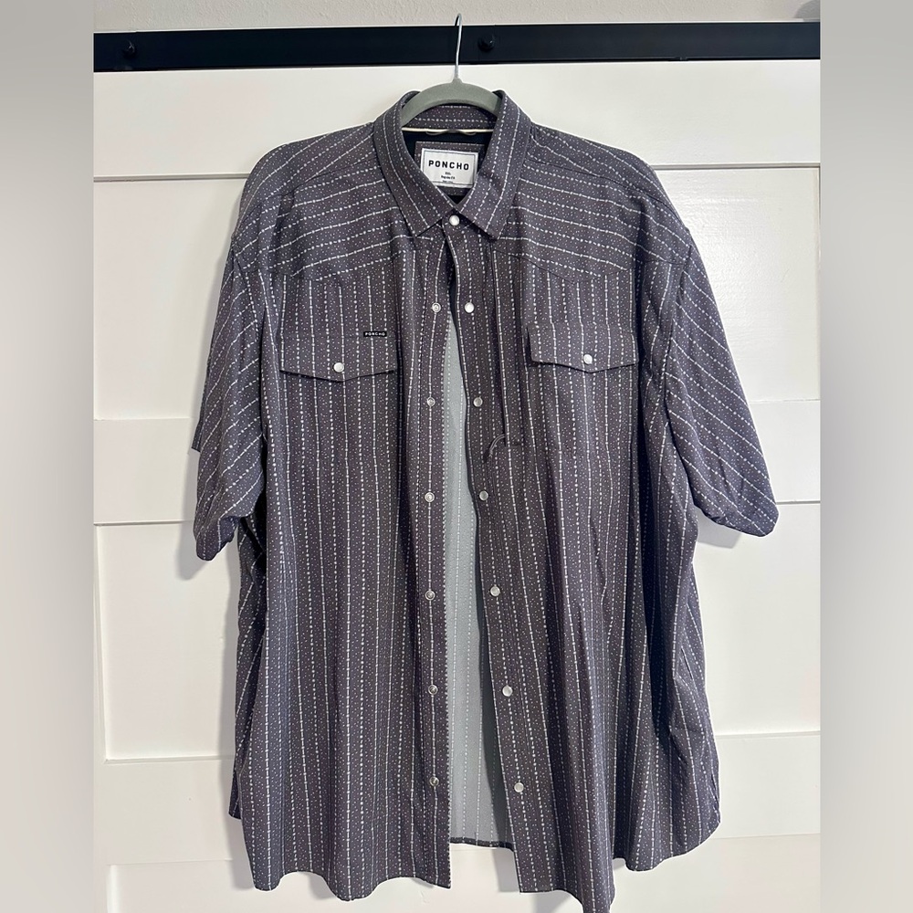 Men’s Black Stripe Short-Sleeve pearl snap Button-Up Shirt